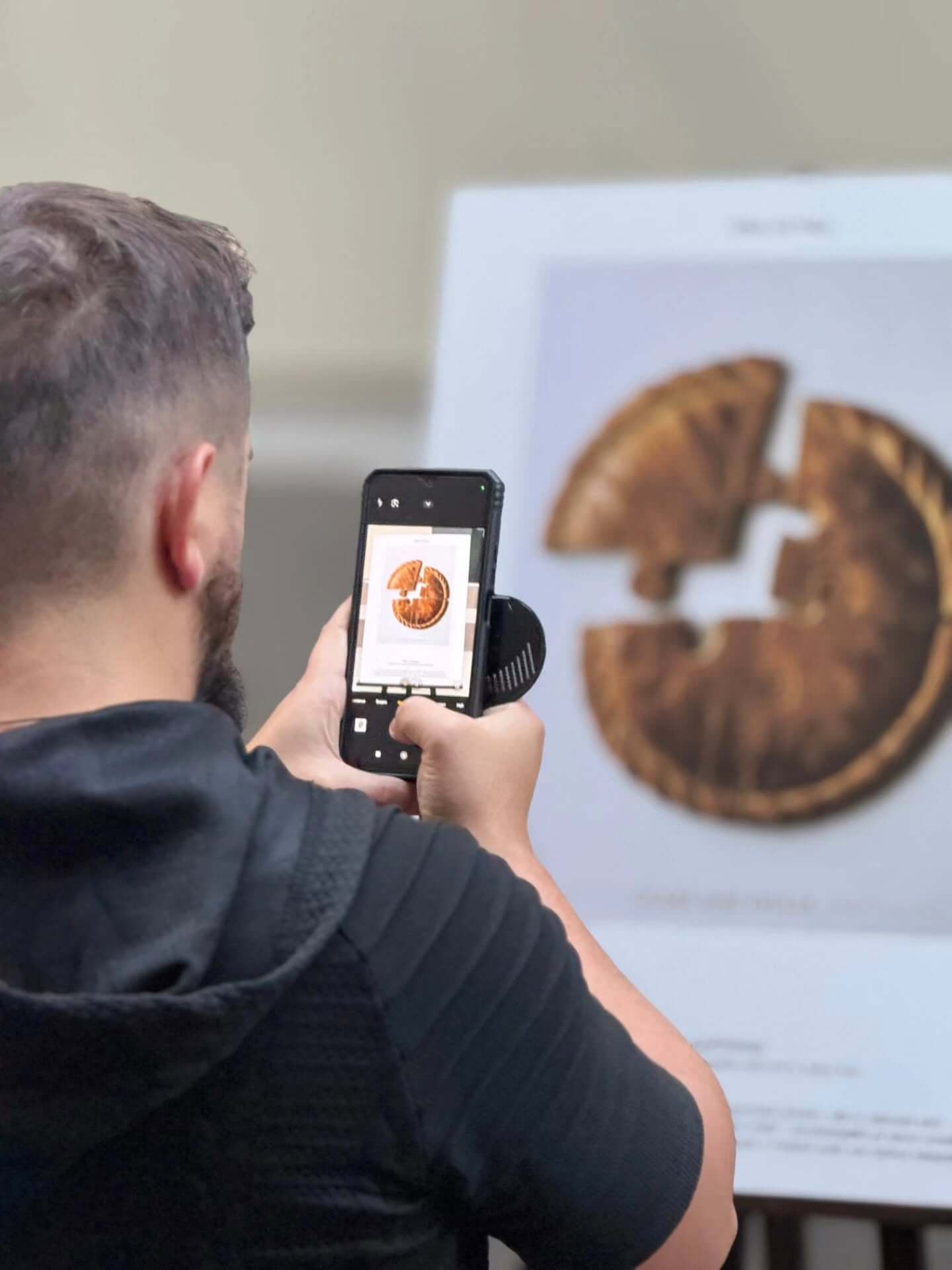 Đurađ LJubavić: Tradiciјa u savremenom grafičkom izrazu