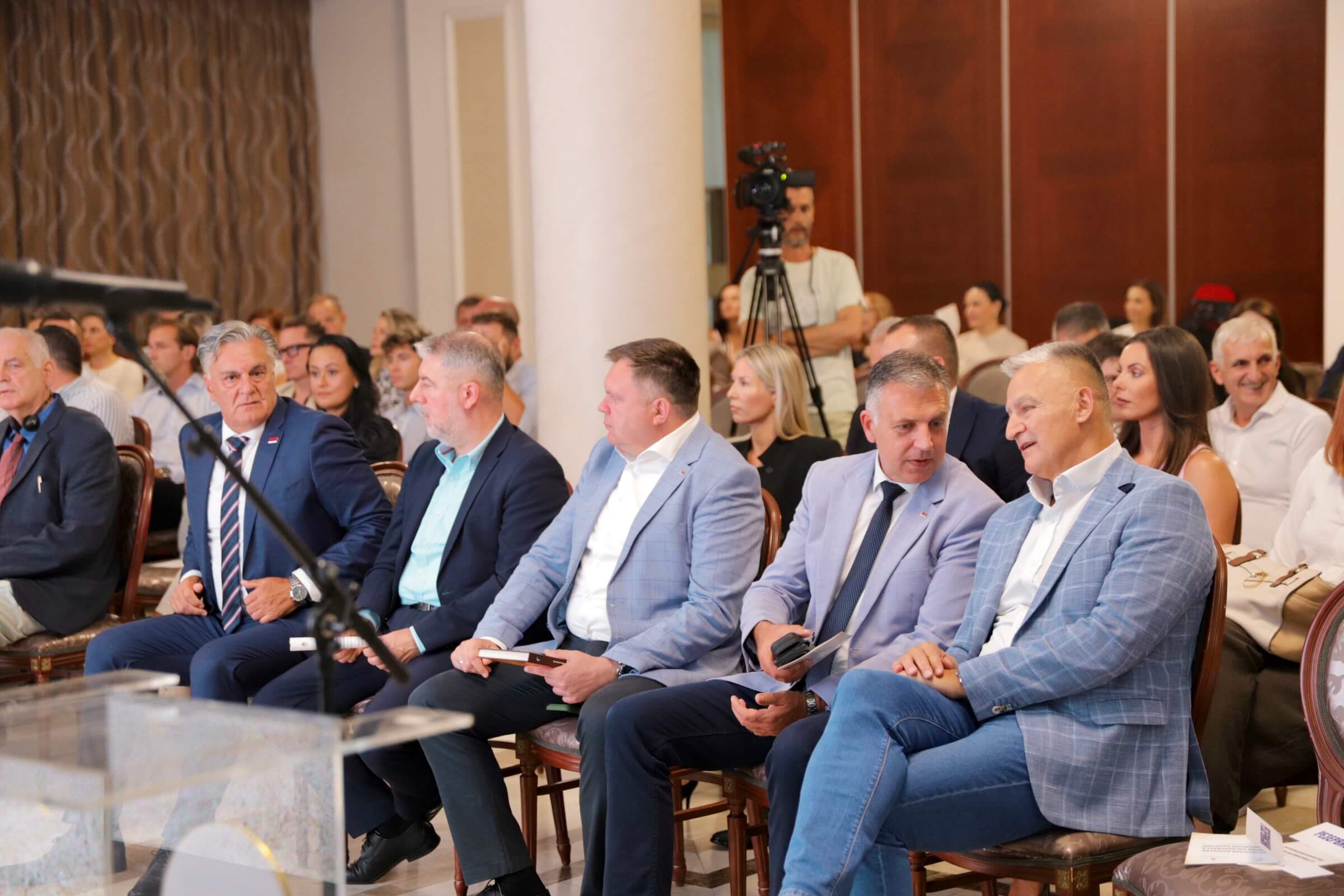Промоција књиге „Јонијева посљедња битка: операција спасавања у Ентебеу 1976"